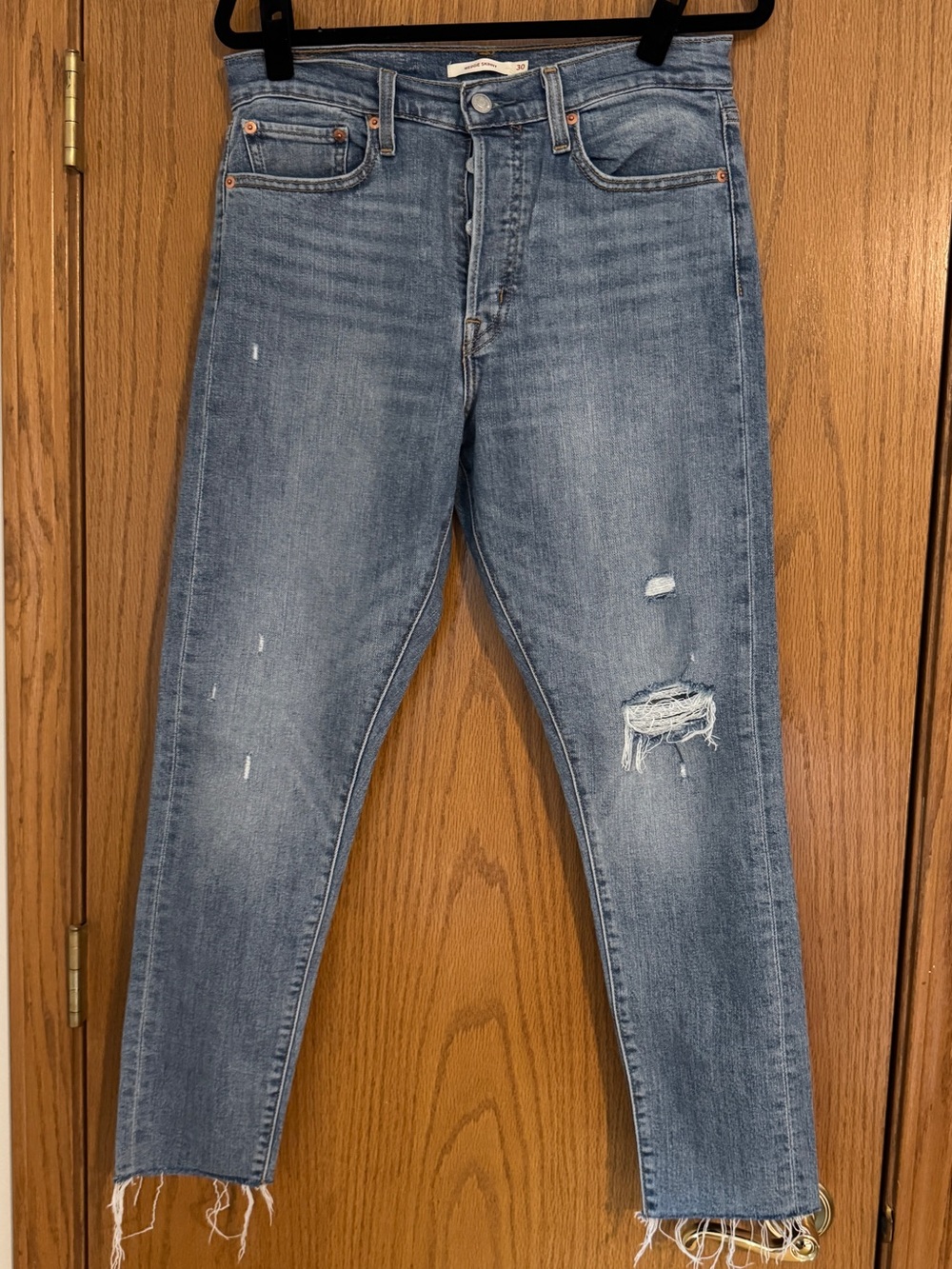 Women’s Levi’s Distressed Blue Jeans